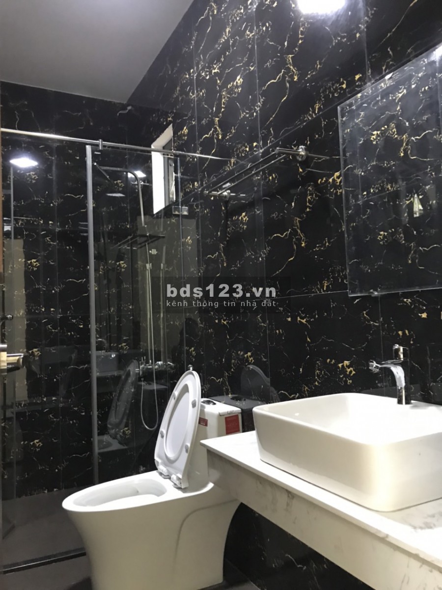 Bán nhà 2 tầng kiệt ô tô xóm 4 Ngọc Anh, Huế, có sân đậu ô tô, liên hệ 0346229509