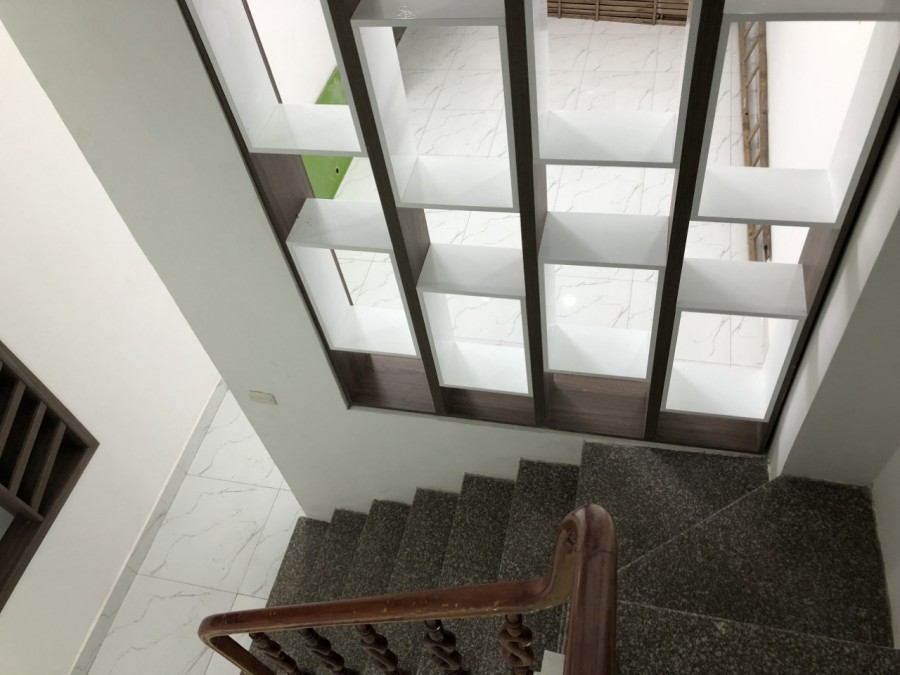 Bán nhà phố Trương Định,75m2 -6 tầng thang máy,3 ô tô tránh, kinh doanh chỉ 10.2 tỷ