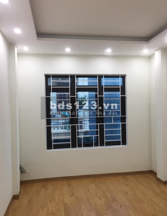 Bán nhà Cầu Diễn, ô tô nội thất nhà mới nguyên căn dt 39m2, 4 tầng chỉ nhỉnh 3 tỷ
