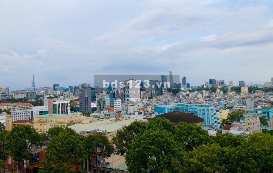 Hado Centrosa Garden diện tích 87m2 giá thuê 19 triệu/tháng full nội thất, tầng cao
