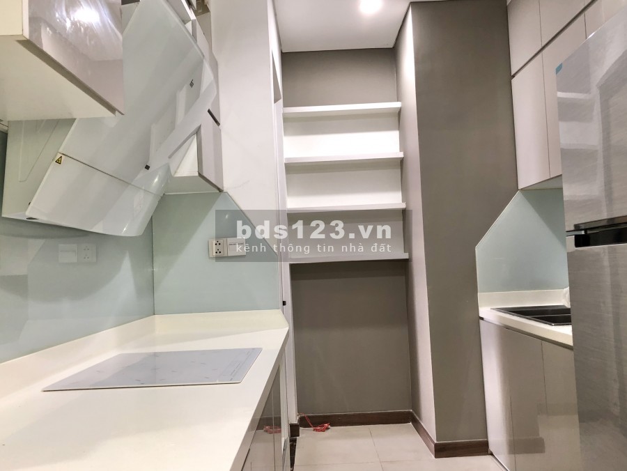 Hado Centrosa Garden diện tích 87m2 giá thuê 19 triệu/tháng full nội thất, tầng cao