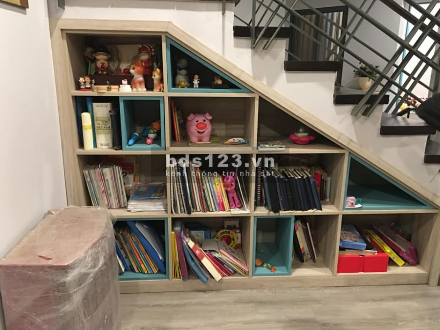 Giảm giá sốc mùa dịch, dt 89,4m2, giá 5,4 tỷ, hẻm 1205 Huỳnh Tấn Phát, quận 7, lh 0989149953