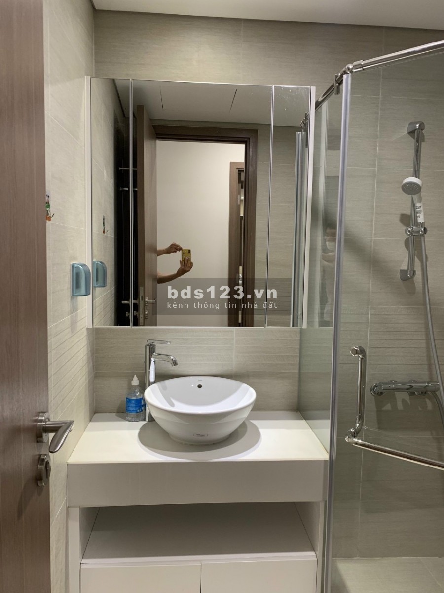 Chính chủ bán căn góc 15A tầng trung tại Vinhome Green Bay Mễ Trì Nam Từ Liêm