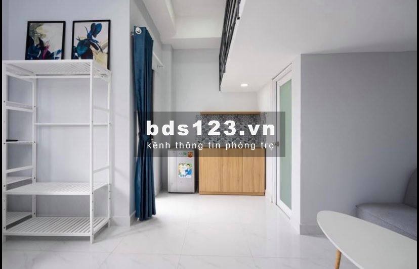 Phòng Ban Công Tại Phan Đăng Lưu Bình Thạnh, Tông Màu Hiện Đại, Phù Hợp HSSV