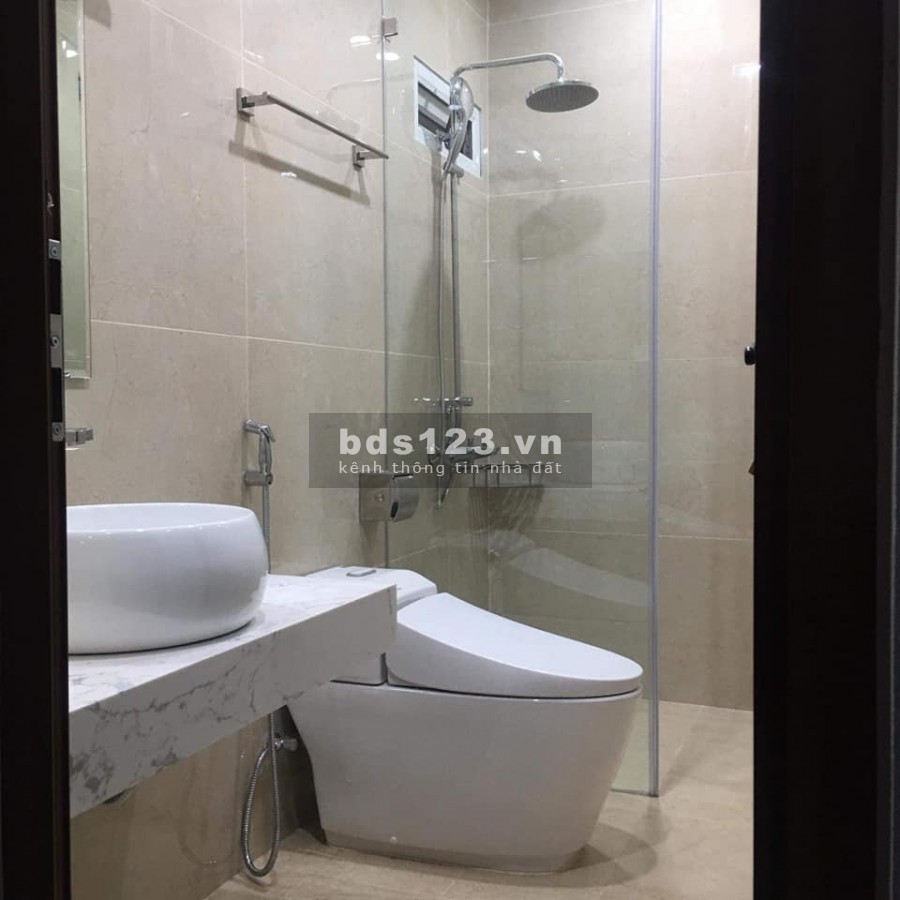 Bán nhà Lô góc Hữu Hưng 46m2*5 tầng chỉ 2.9 tỷ, ô tô tránh, nội thất cực đẹp