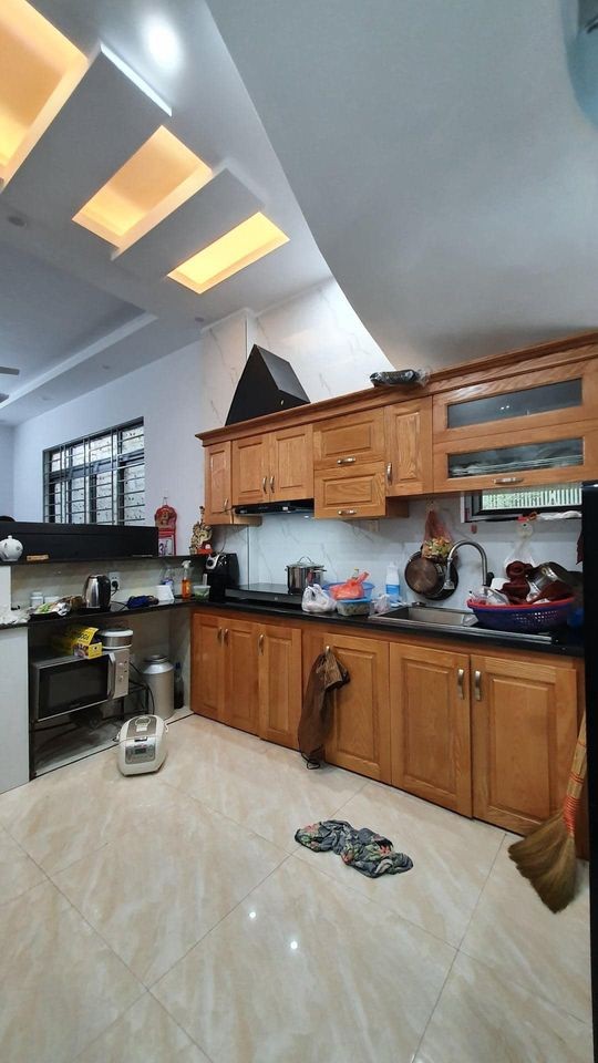 Cần bán nhà lô góc dt 46m2, Hoàng Mai, kinh doanh, ô to tránh dừng đỗ thoải mái