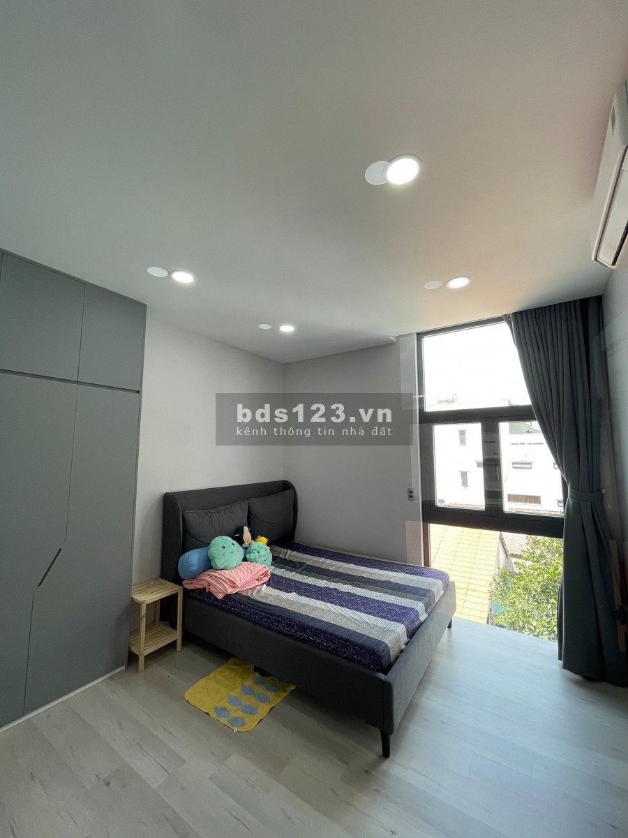 Bán mặt tiền trung tâm Ngã Tư Bảy Hiền Phường 12 Quận Tân Bình