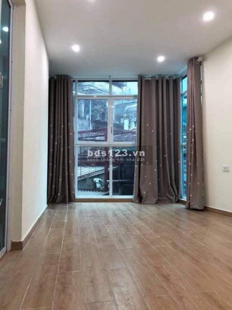 Cần Tiền Bán Nhà Gấp Ngõ Thông Phong giá bán nhanh 2,2 tỷ, lh 0934302303