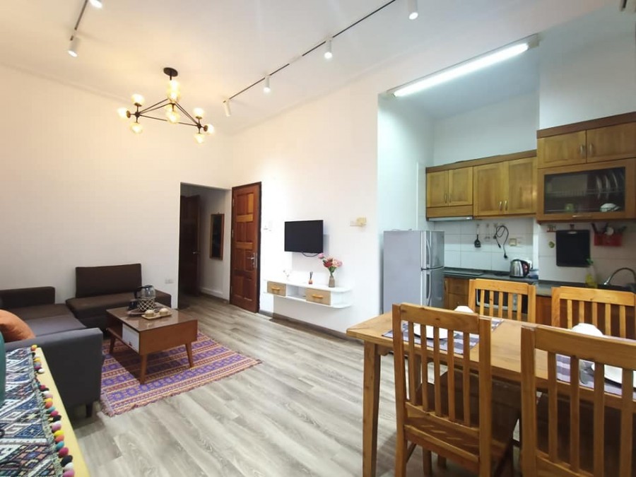 Bán nhà gấp nhà Chương Dương Độ, Hoàn Kiếm,Dt 55 m ,4 tầng,mặt tiền 4m,giá 4 tỷ 750.