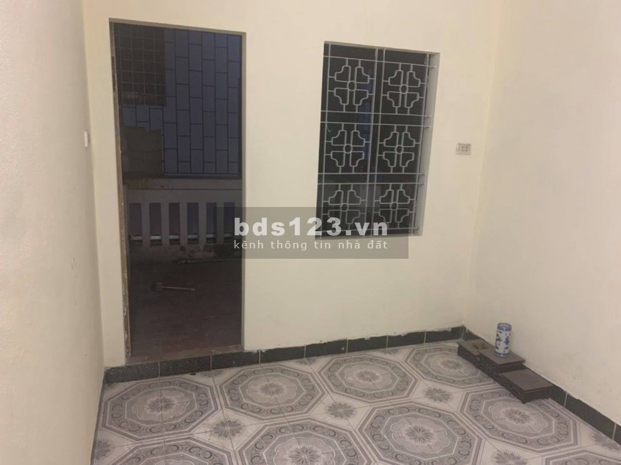 Cần Tiền Bán Nhà Mặt Ngõ Phố Đội Cấn 3 tỷ, 4 tầng, liên hệ 0934302303