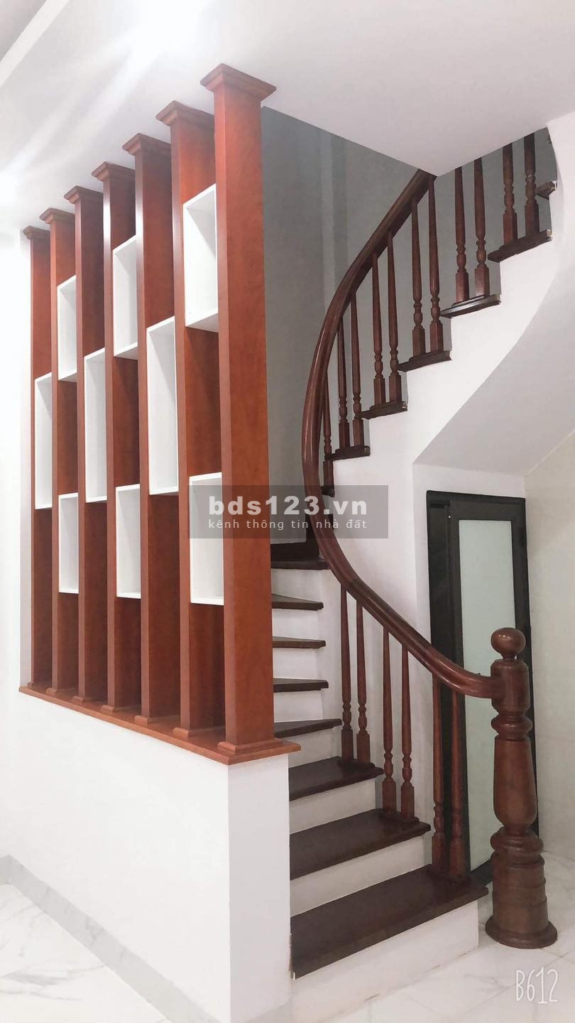 Nhà mới 5T, nở hậu, 2 mặt thoáng, ngõ 401 Xuân Đỉnh 47m2 giá 4,5 tỷ LH 0392969999