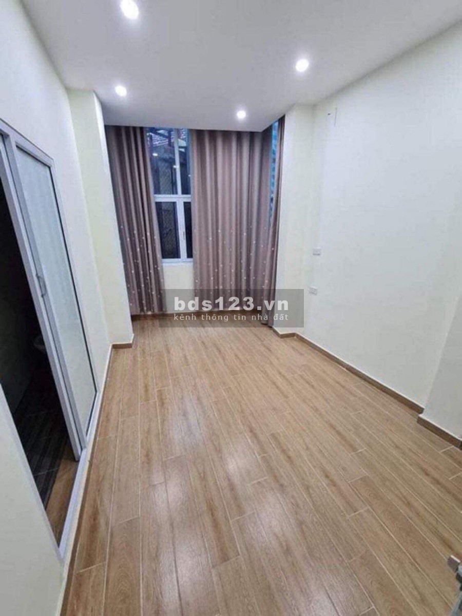 Cần Tiền Bán Nhà Gấp Ngõ Thông Phong giá bán nhanh 2,2 tỷ, lh 0934302303