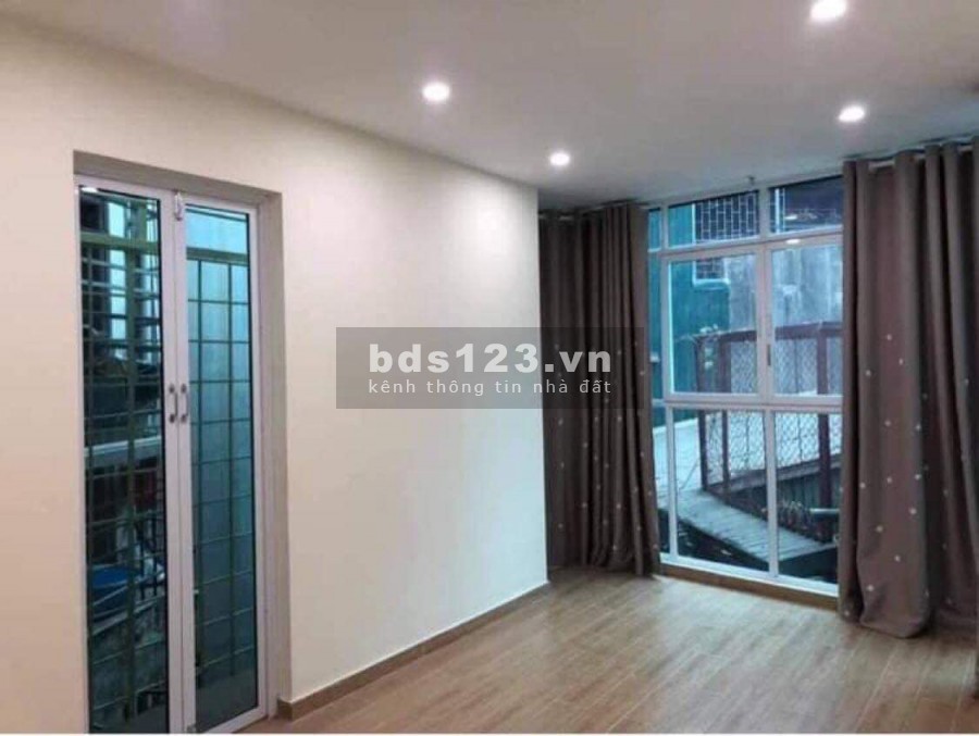 Cần Tiền Bán Nhà Gấp Ngõ Thông Phong giá bán nhanh 2,2 tỷ, lh 0934302303