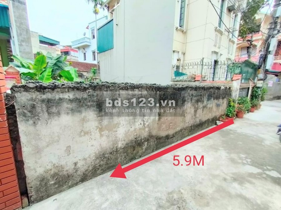 Bán đất Phố Việt Hưng lô góc, diện tích vuông, mặt tiền 6m, giá bán 2,1 tỷ