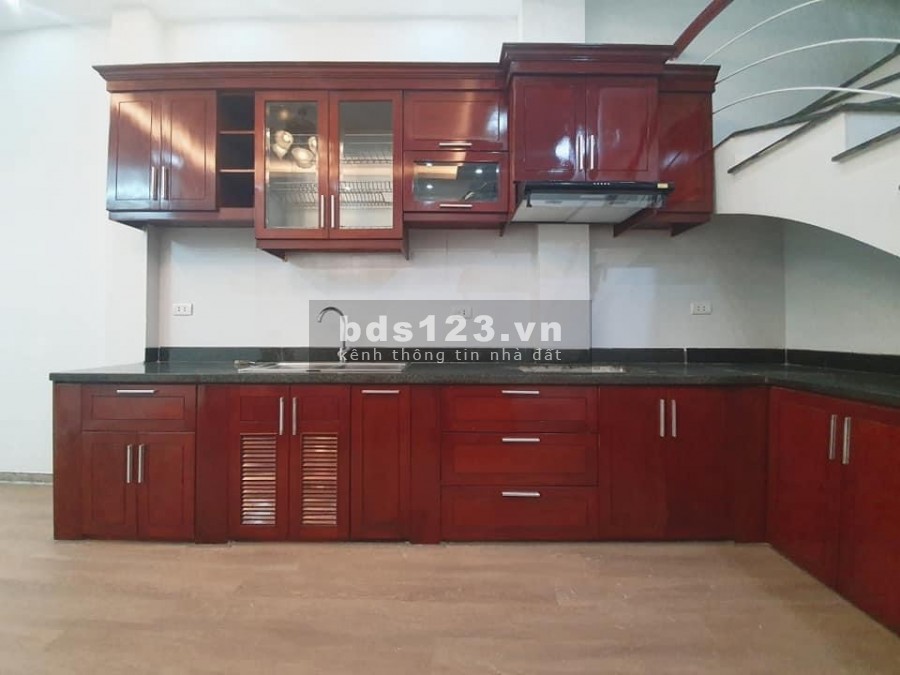 Nhà đẹp xây mới phố Khương Trung, nội thất đắt tiền, đúc kiên cố 5 tầng