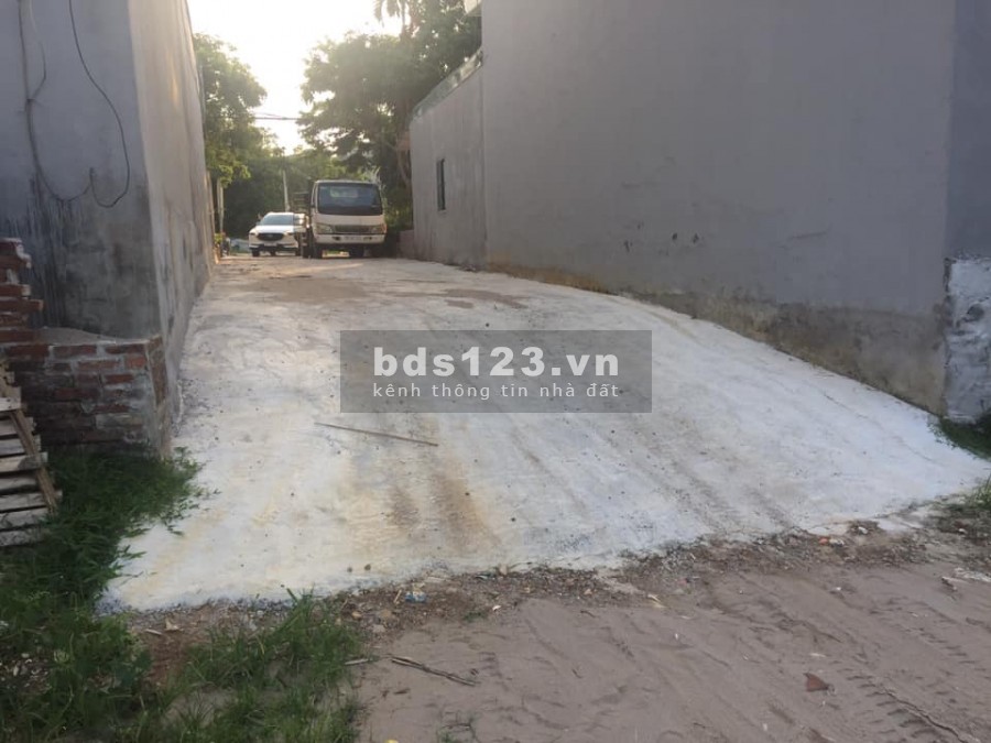 Bán đất mặt đường Quốc Lộ 21A, Sổ đỏ chính chủ, giá bán 13.5 triệu/m2, lhcc