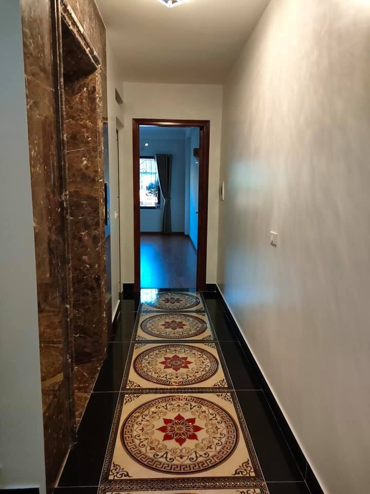 Bán gấp nhà riêng Phân Lô quân đội Vương Thừa Vũ, Thanh Xuân, Mới, ô tô, dt 62m2, 6 tầng, chỉ 10.8 tỉ