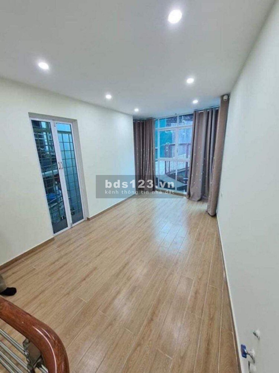 Cần Tiền Bán Nhà Gấp Ngõ Thông Phong giá bán nhanh 2,2 tỷ, lh 0934302303