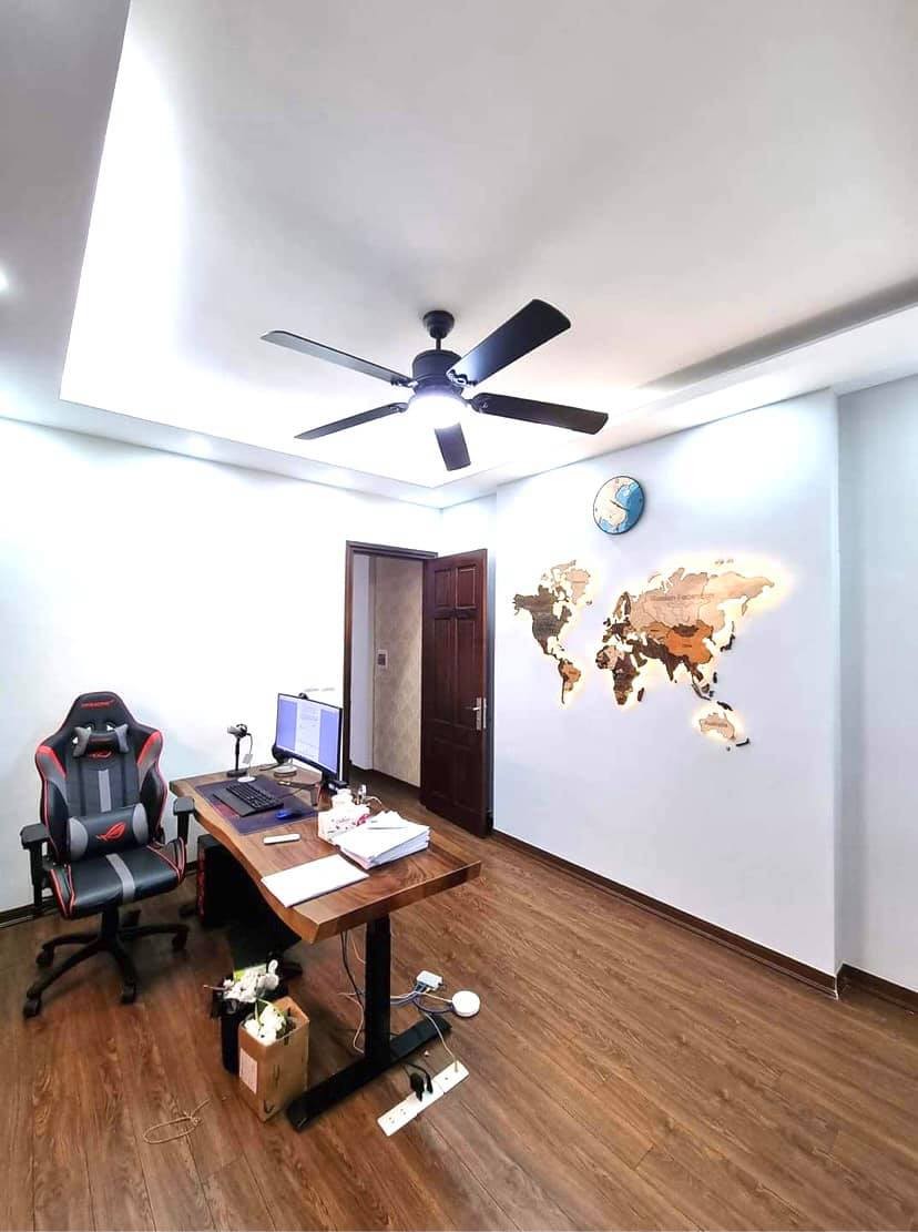 Bán nhà tuyệt phẩm bao đẹp đường Trần Quốc Hoàn, khu trung tâm, giá thoả thuận với chủ