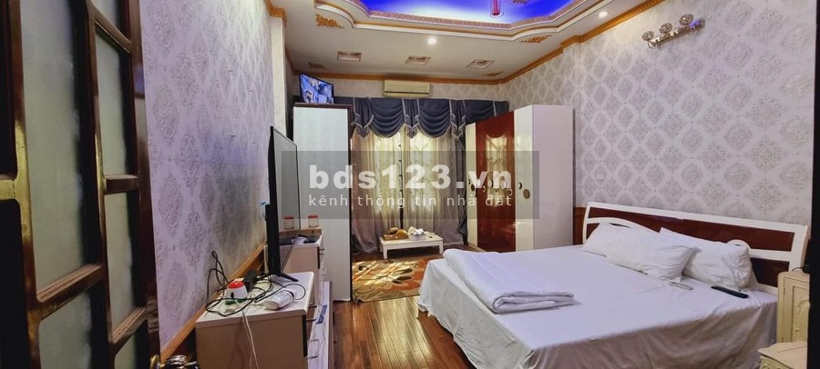 Bán nhà mt Nguyễn Trãi ô tô tránh, kinh doanh quá đình, giá tốt 13.9 tỷ, sổ sẵn