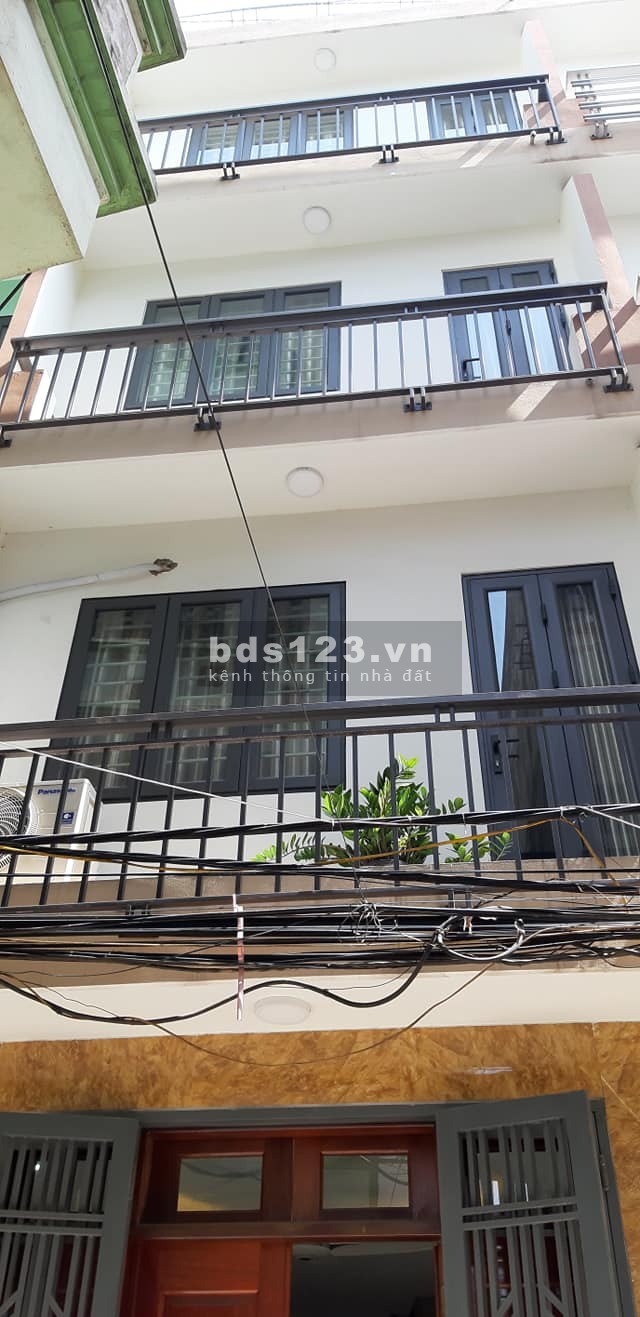 Nhà đep Hoàng liệt, ôtô qua nhà, ngõ rộng thông thoáng, nhỉnh hơn 3 tỷ, dt 30m2 5 tầng