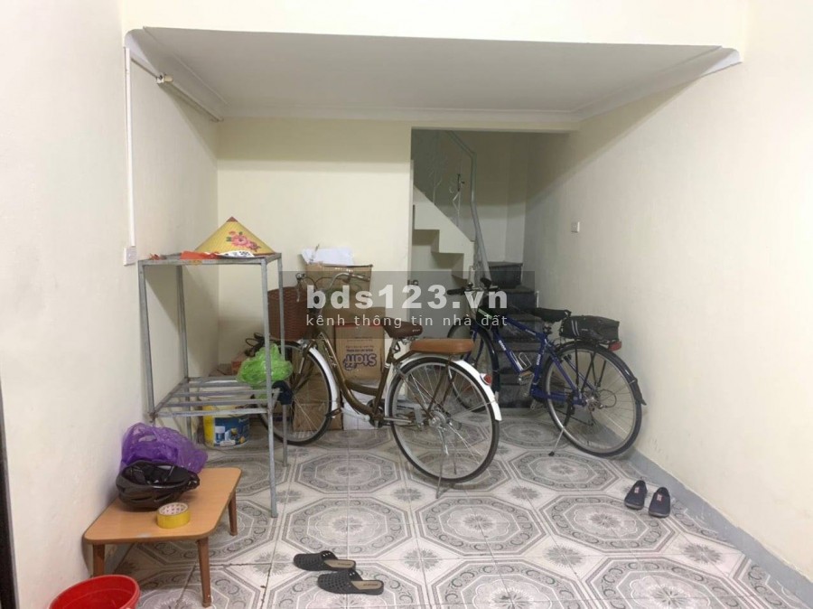 Cần Tiền Bán Nhà Mặt Ngõ Phố Đội Cấn 3 tỷ, 4 tầng, liên hệ 0934302303