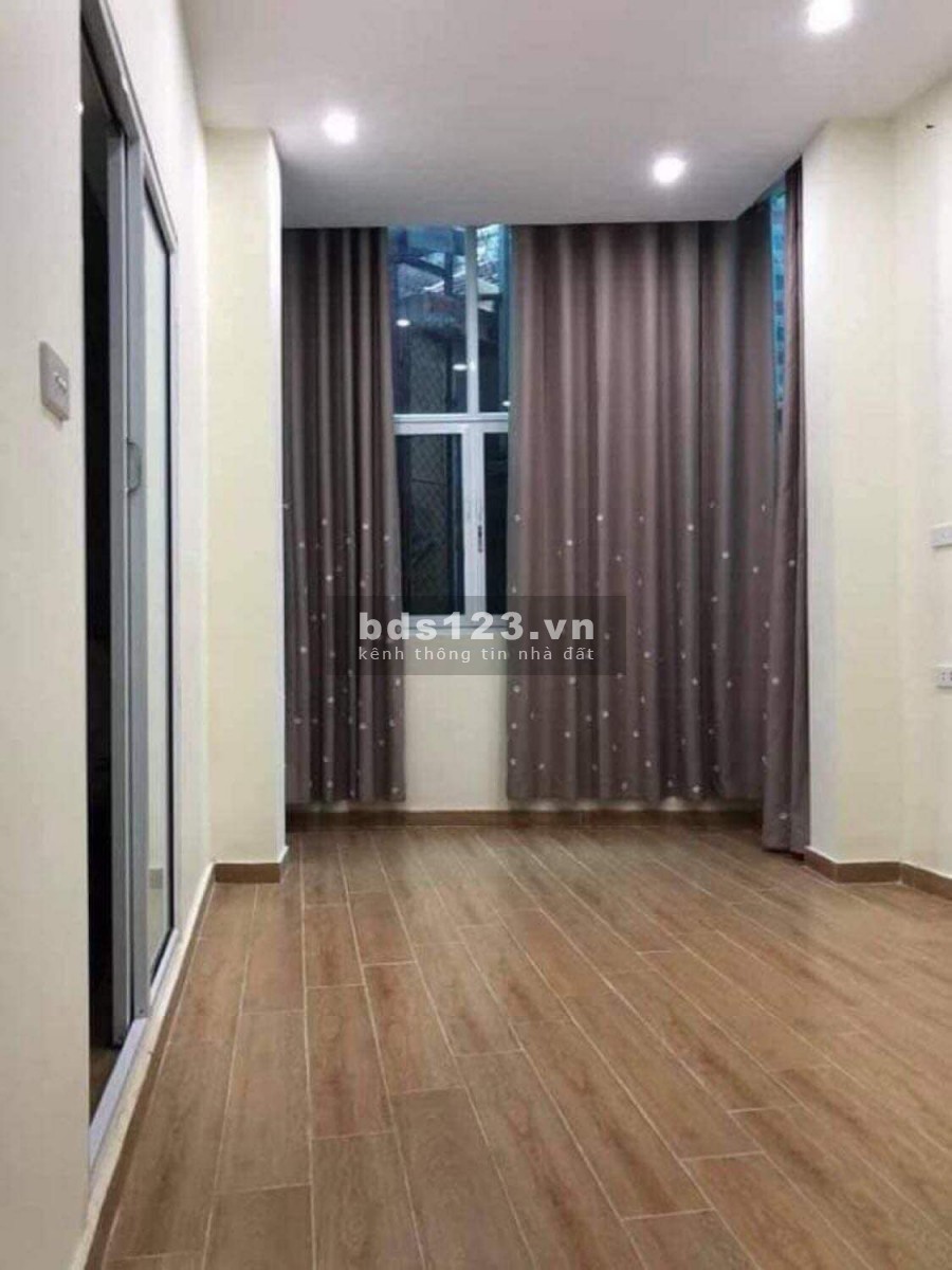 Cần Tiền Bán Nhà Gấp Ngõ Thông Phong giá bán nhanh 2,2 tỷ, lh 0934302303