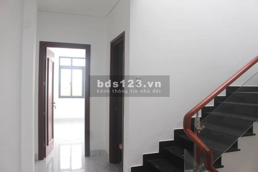 Cần bán nhà mặt tiền liền kề ở Phú Chánh, Tân Uyên, Bình…