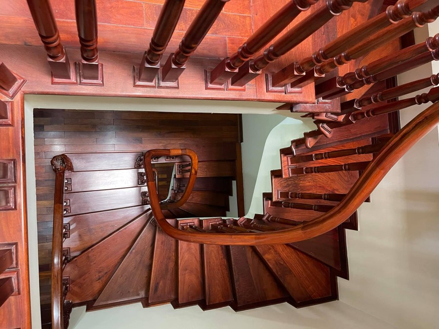 Bán nhà phố Cầu Giấy 82m2x5 , tiện làm VP cho thuê, ở cực đẹp giá 12,5 tỷ
