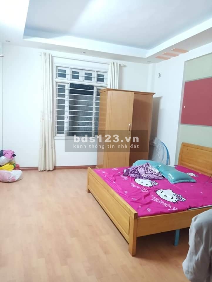 Cần Bán Gấp Nhà Trần Duy Hưng diện tích 52m2 giá 6.2 tỷ gần phố, an sinh đỉnh