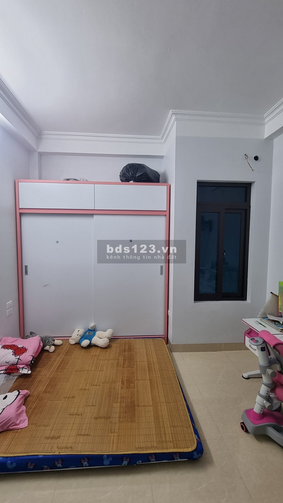 Cần bán LÀNG CỔ ĐÔNG NGẠC - NHÀ ĐẸP NHƯ TRANH - 3 TẦNG - SỔ PHÂN LÔ - KHÔNG