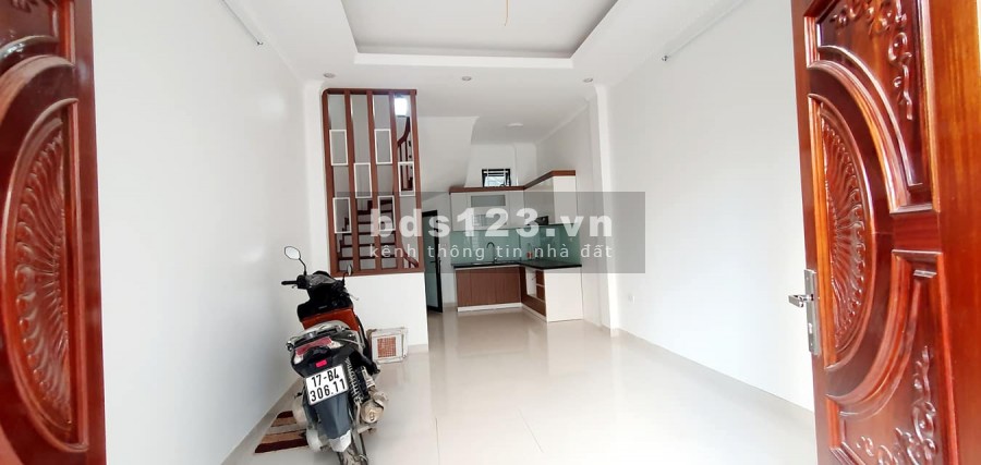 Bán nhà mới Cầu Diễn ngõ ô tô thông thoáng, gần trung tâm dt 32m2, 5 tầng, giá 2.9 tỷ