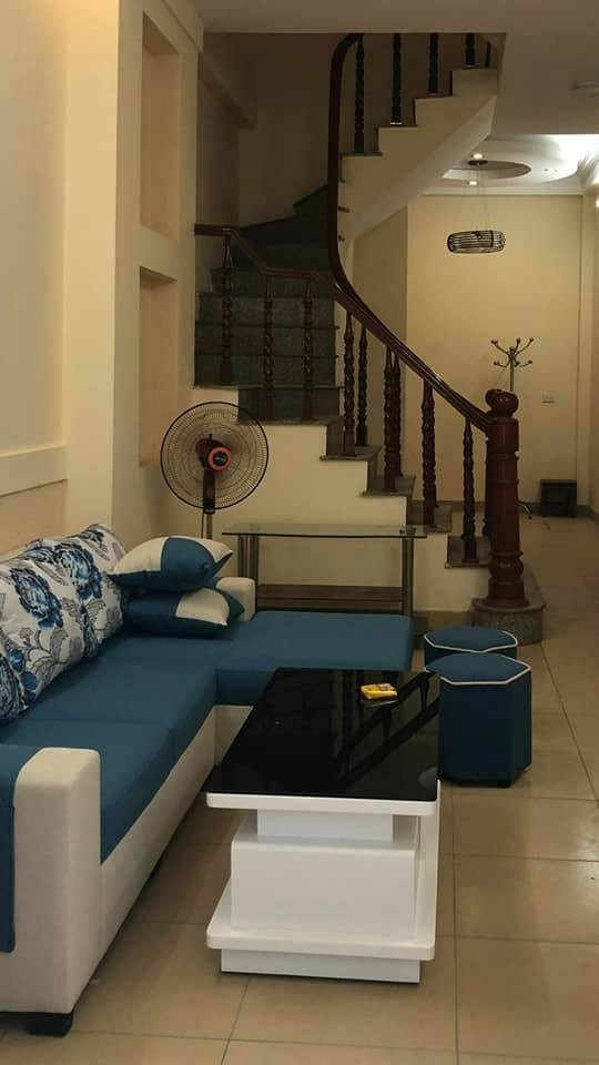 Bán nhà chỉ hơn 2 tỷ có luôn nhà 4 tầng siêu đẹp, Kim Đồng, Hoàng Mai. dt 36m2. Giá chỉ 2,45 tỷ