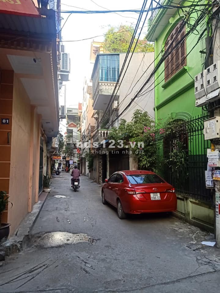 Hiếm, nhà đẹp đường Hoàng Mai, Hoàng Mai, dt 30m2 5 tầng , ô tô đỗ cửa, ngõ thông, kinh doanh, 4.1 tỷ
