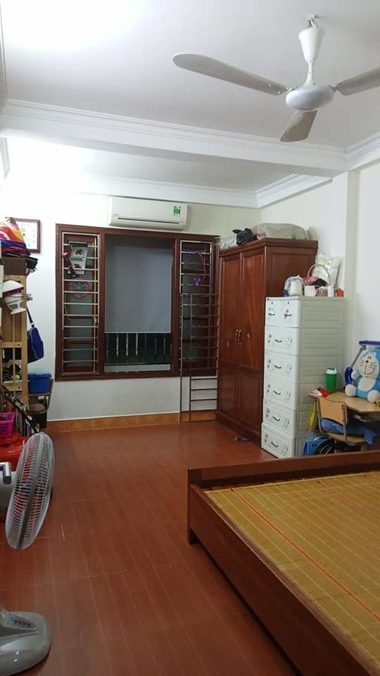 Bán nhà phố Bùi Ngọc Dương diện tích sử dụng 25m2, 5 tầng, giá nhỉnh 3Tỷ.