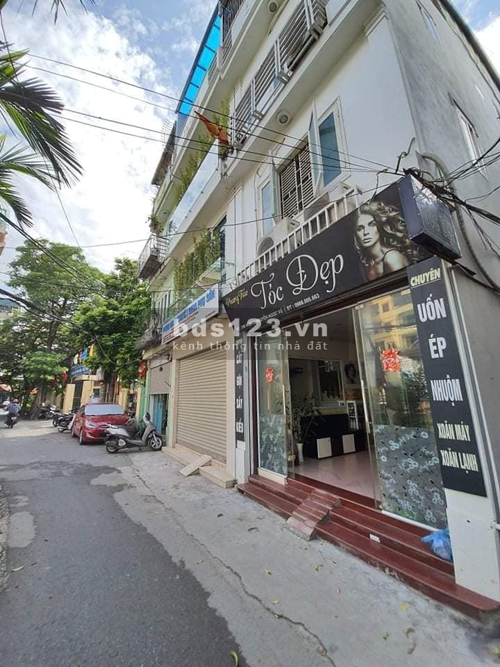 Bán nhà Nguyễn Ngọc Vũ diện tích sử dụng 40m2 4 tầng giá 6,5 tỷ