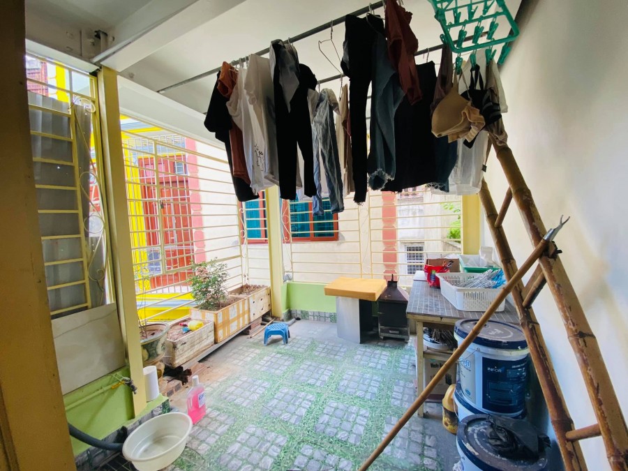 Chính chủ bán nhà lô góc phố Tôn Đức Thắng, dt 21m2, 4 tầng, giá 2.3 tỷ