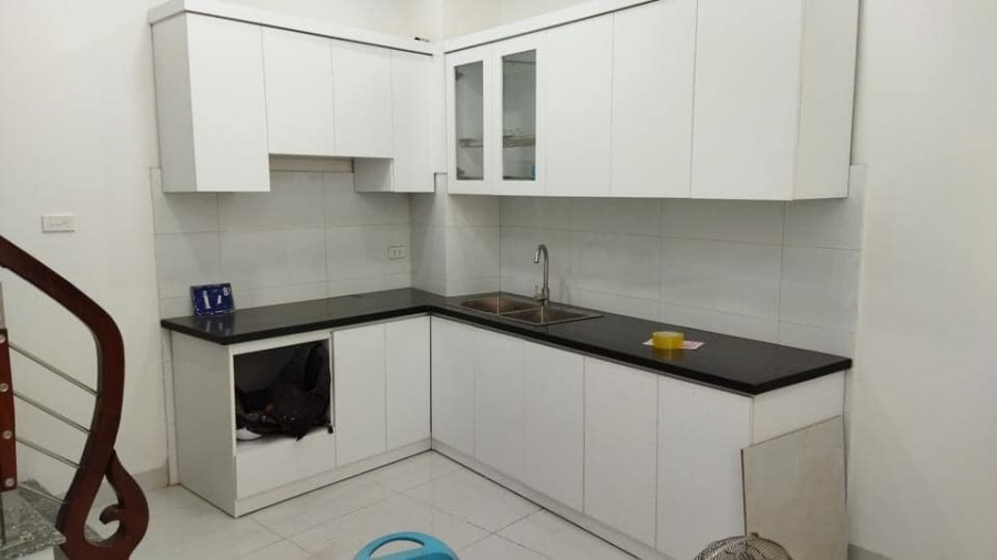 Bán nhà Ngõ Hoà Bình 7, dt 32m2 đúc 4 tầng, nhỉnh 2 tỷ, tặng full nội thất