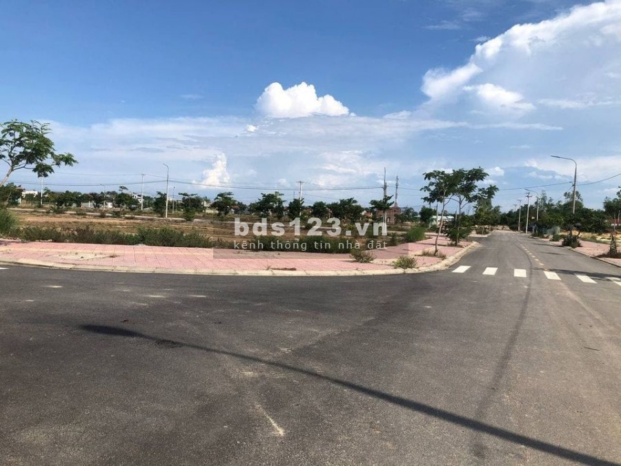 Bán đất ODT CHợ Bắc Hội AN, lô góc 2 mặt tiền đường 10 giá 10,5tr/m2