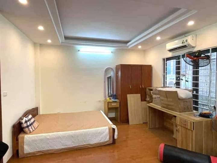 Cần bán nhà lô góc dt 46m2, Hoàng Mai, kinh doanh, ô to tránh dừng đỗ thoải mái