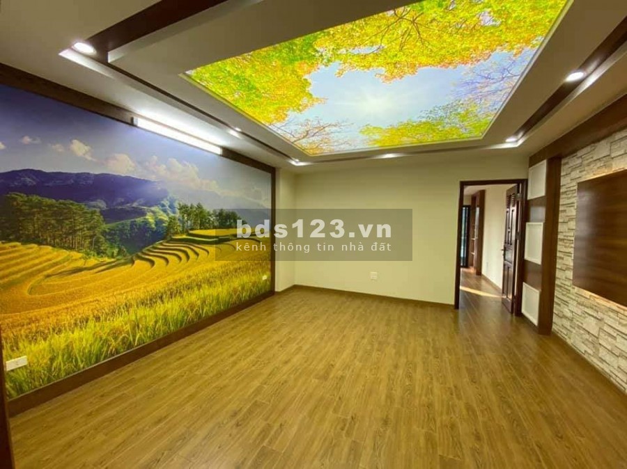 Bán Nhà Phố Nguyên Hồng Kinh Doanh, 9 Tầng Thang Máy, Khu Vip Quận Đống Đa