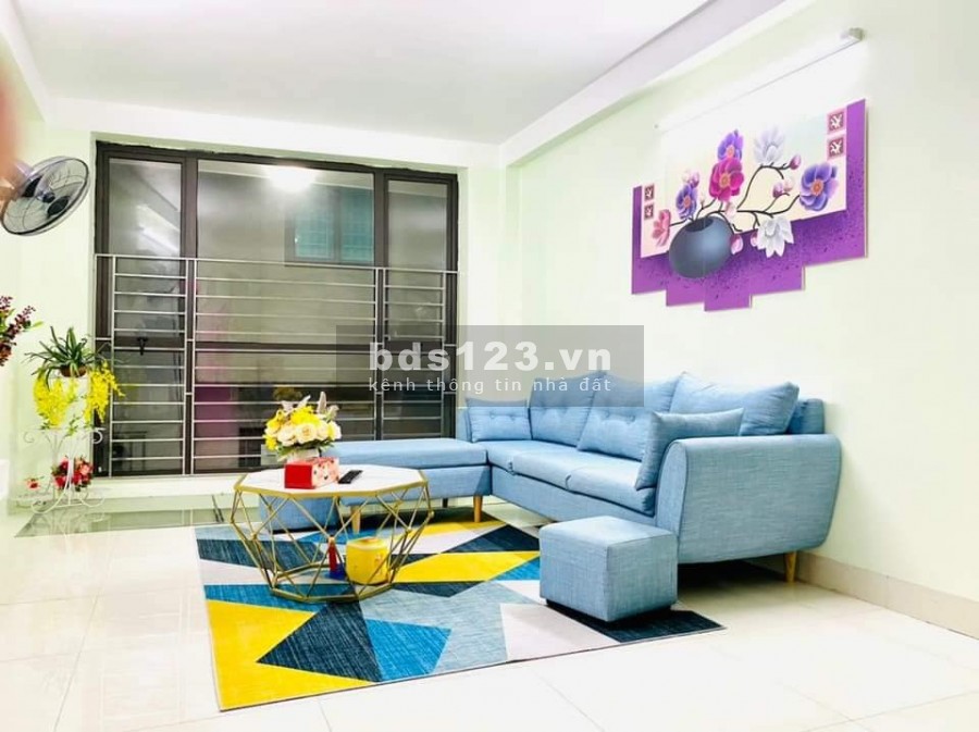 Gấp! Bán nhà khu Hồ Tùng Mậu, Cầu Giấy, dt 35m2 đúc 5 tầng, mặt tiền 3.5m