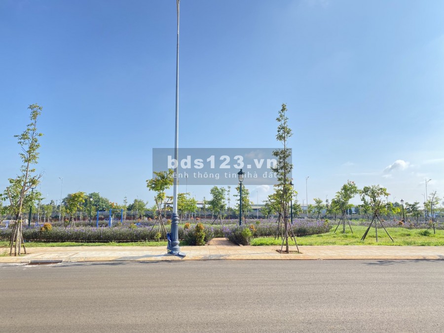 Giỏ hàng đợt 1 KĐT Ân Phú chỉ còn DUY NHẤT 01 hướng nam view trực diện công viên