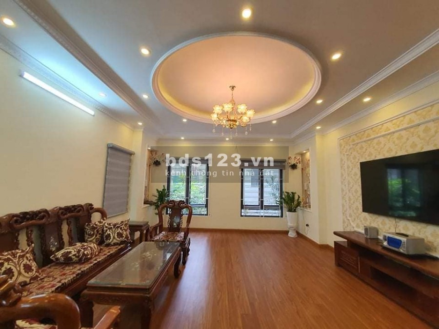 Bán nhà, vỉa hè 8m, kinh doanh bất tận, ngã tư Nhổn, dt 74m2, giá bán 14.2 tỷ