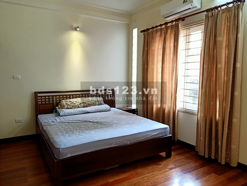 Bán nhà ở luôn full nội thất ô tô đỗ ngõ 141 Nguyễn Khang quận Cầu Giấy, lh 0339302180