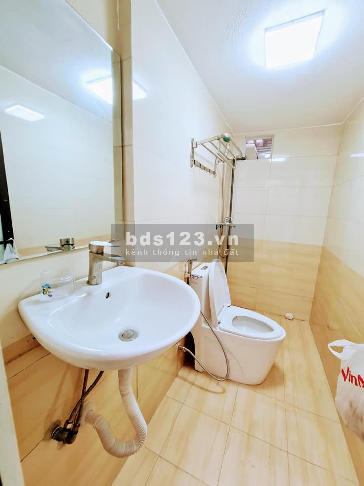 Bán nhà 169 Hoàng Mai, gần ô tô rộng ở luôn, dt 38m2, 4 tầng, 3 pn, giá nhỉnh 3 tỷ