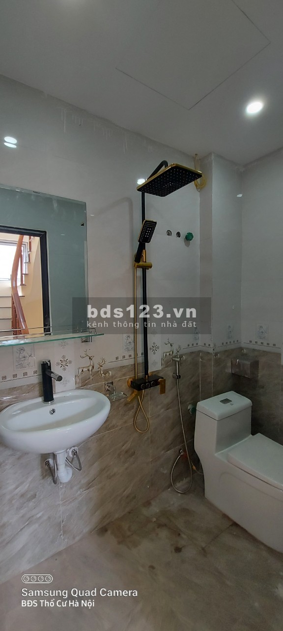 Nhà 4 tầng 38m2, cách đường Trần Phú 50m, cách đg ô tô 20m. Giá nhỉnh 4 tỷ. Lh 0984672007