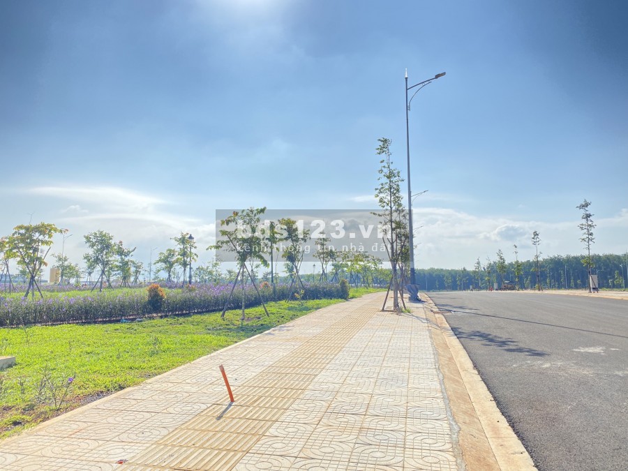 Giỏ hàng đợt 1 KĐT Ân Phú chỉ còn DUY NHẤT 01 hướng nam view trực diện công viên