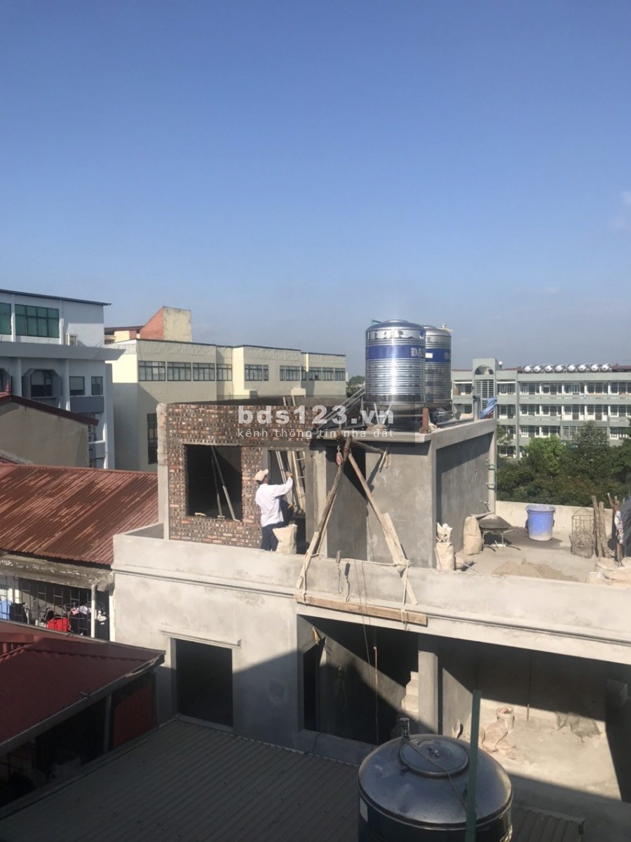 Bán nhà gần Học viện Tài Chính Lê Văn Hiến- Bắc Từ Liêm, dt 43.2m2, giá 5.4 tỷ