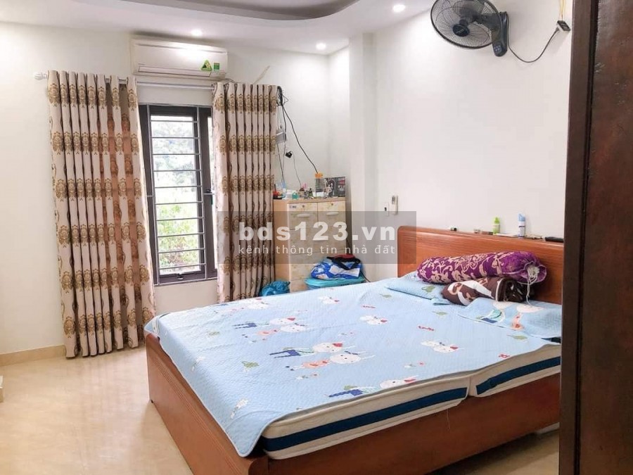 Bán Nhà Phùng Khoang 51m x 4T, Kinh Doanh Sầm Uất, Ô tô đỗ ngày đêm giá 6 tỷ 5: Lh 0902083139